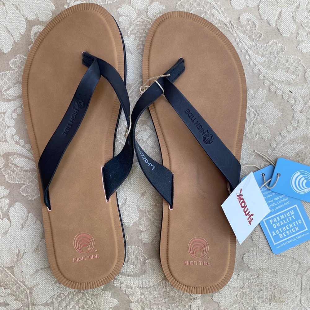 High Tide flip flops size 9